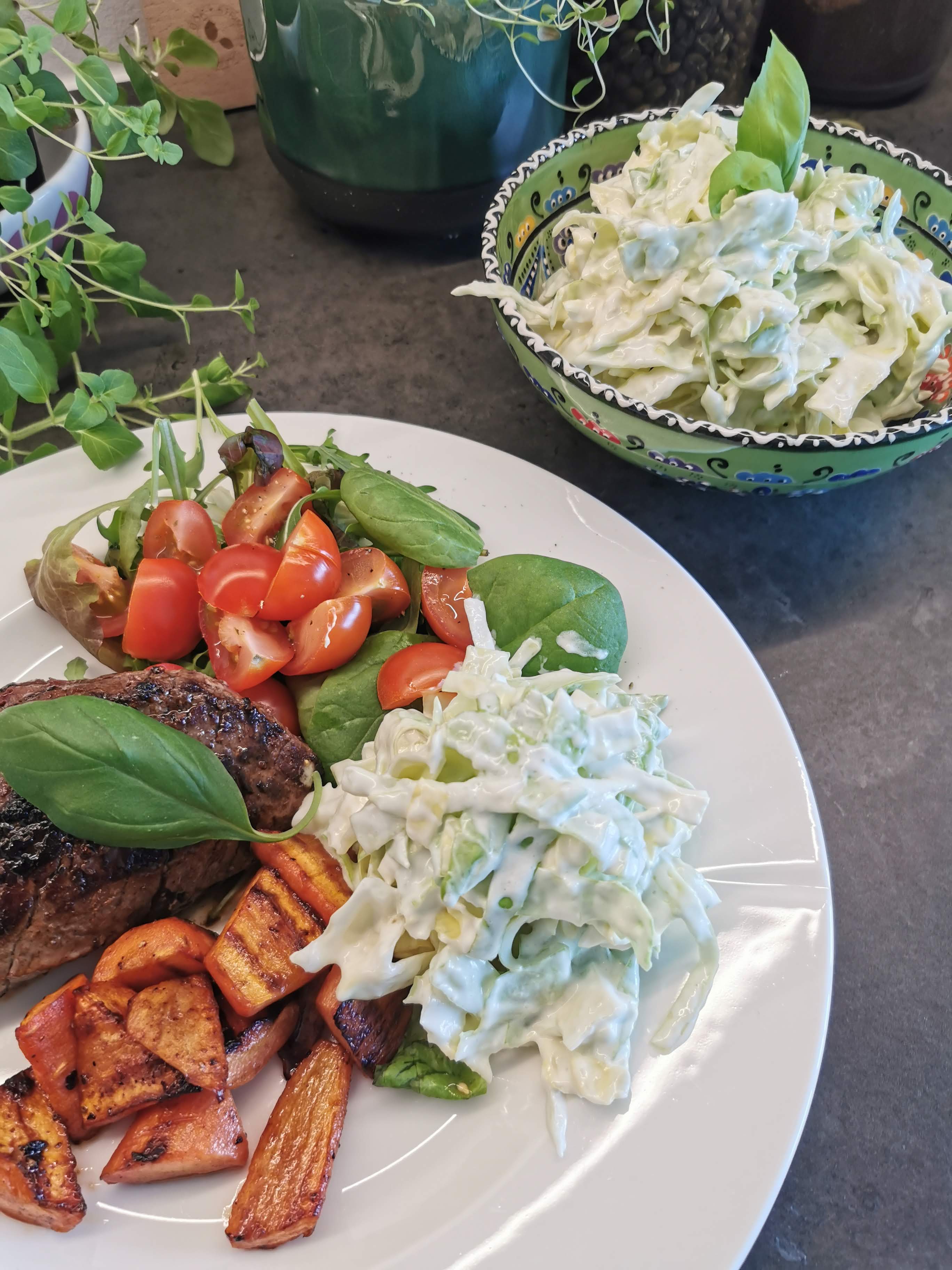 Lavkarbo coleslaw