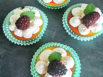 Lavkarbo muffins med sitronkrem