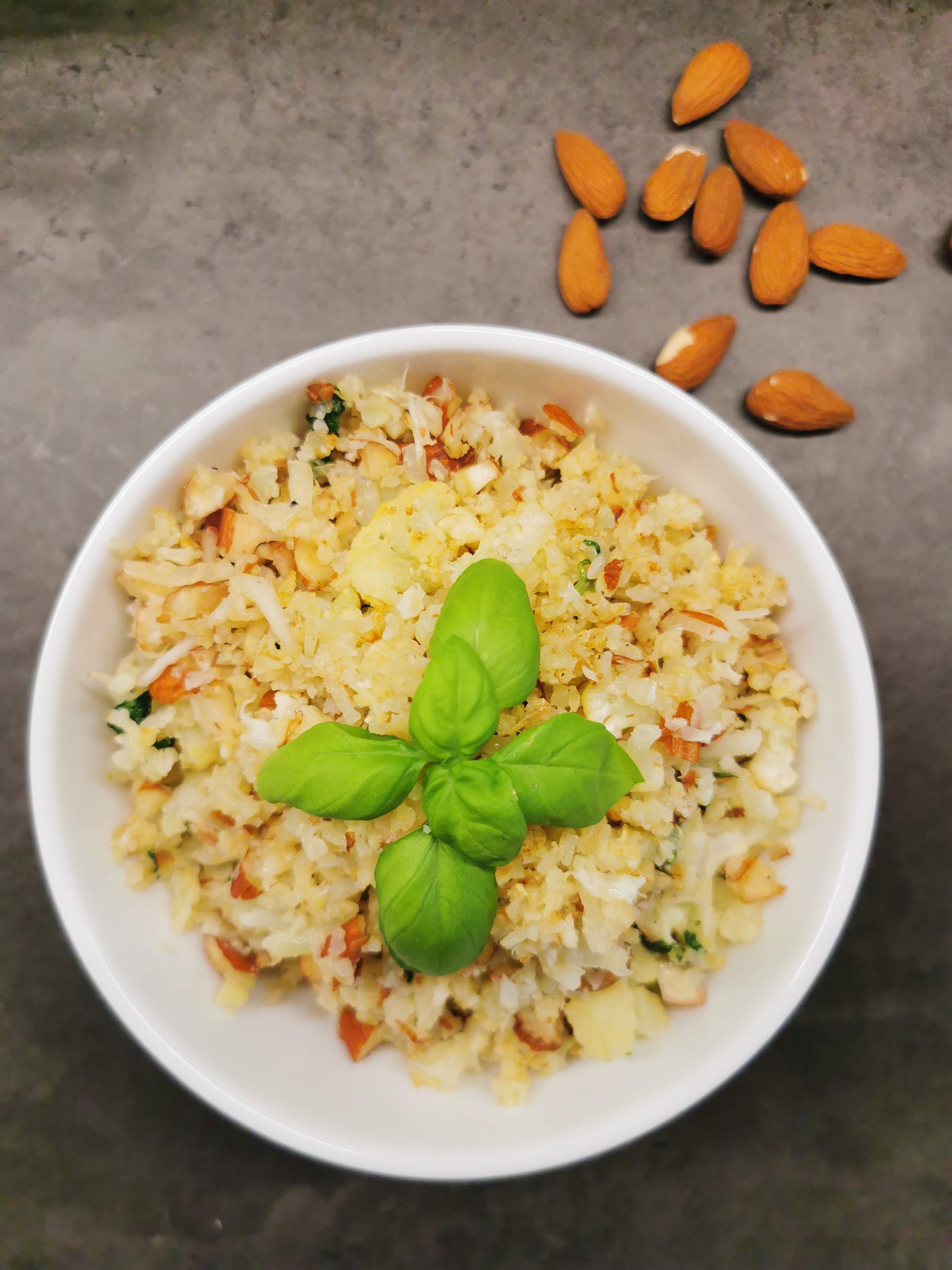 Blomkålris med mandler