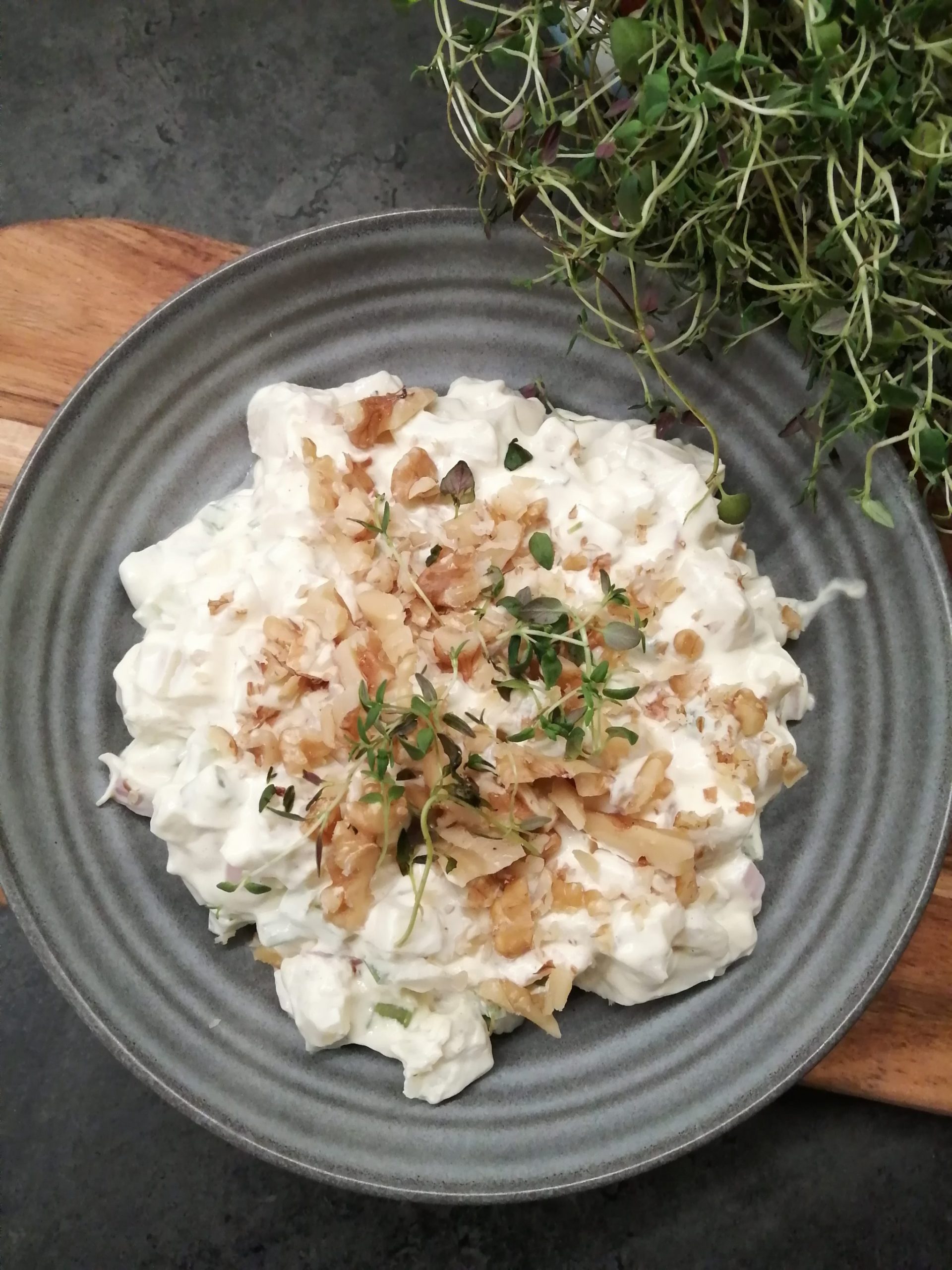 Lavkarbo sellerirotsalat med sennep