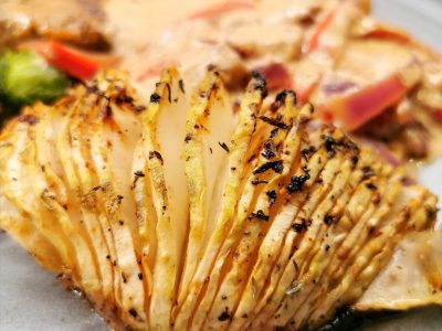 Lavkarbo hasselback sellerirot