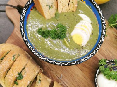 Lavkarbo spinatsuppe