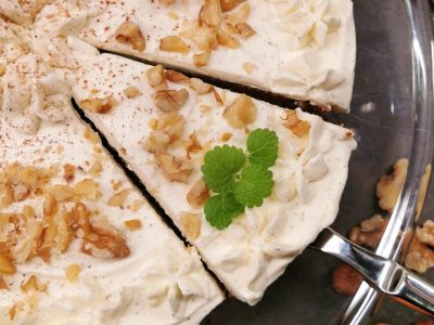Lavkarbo gulrotkake