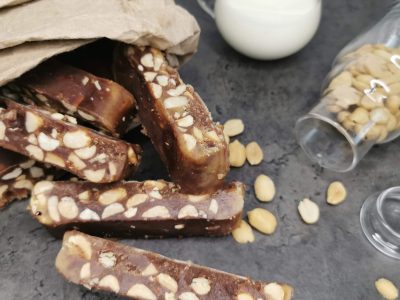 Lavkarbo sjokoladekaramell med peanøtter