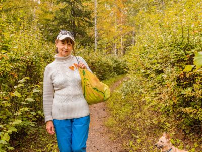 Anne på 50 år kontaktet Dr. Hexebergs klinikk og ønsket noen råd over telefonen. Over noen år hadde hun lagt på seg 16 kilo. 3 uker før kontakten hadde hun lagt om til et lavkarbokosthold og hadde kuttet ut poteter, ris, pasta, brød og rotgrønnsaker. Hun hadde også utelatt alle søtsaker, frukt og bær fra kosten.