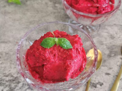 Lavkarbo bringebærsorbet