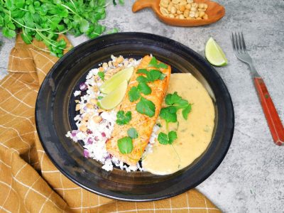 Laks med peanøttsaus