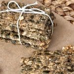 Lavkarbo knekkebrød med mandelsmør (glutenfritt)